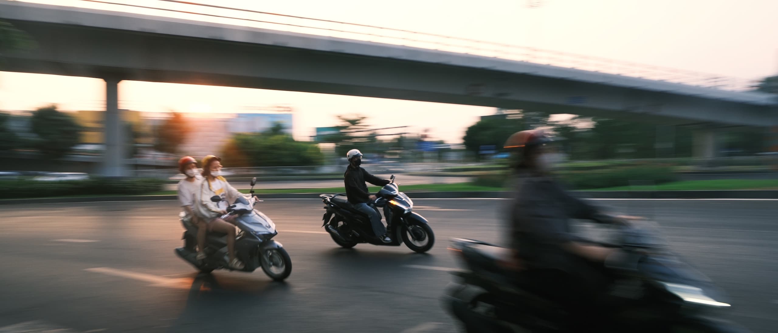 RUSH HOUR